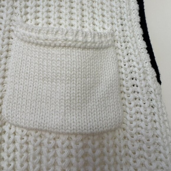 New with Tags Soft Chunky Knit Sweater Top- Small - Picture 6 of 8